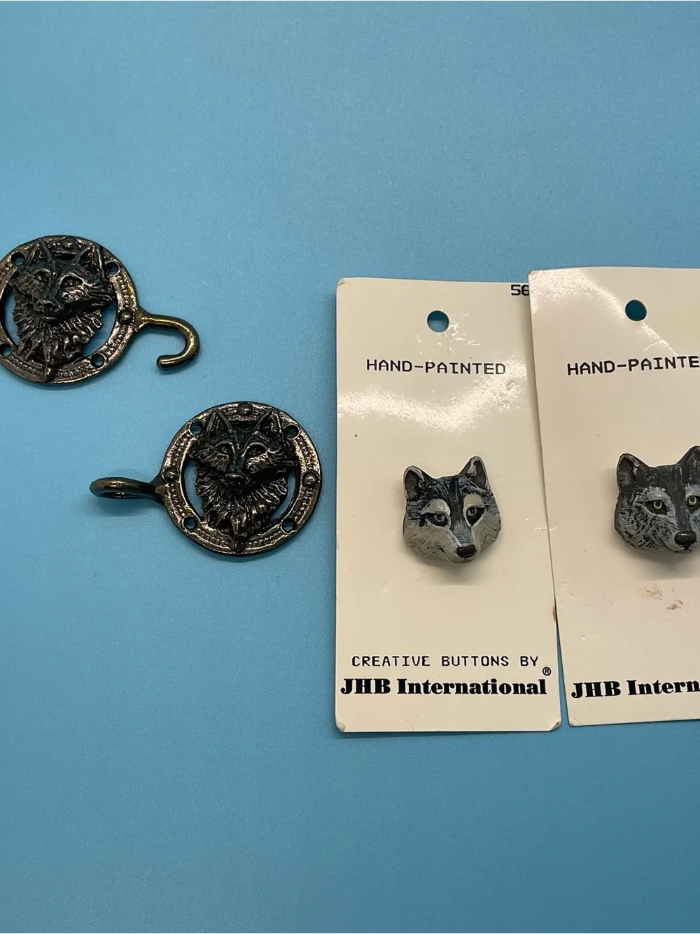 Wolf Handpainted Buttons And Metal Clasp NEW